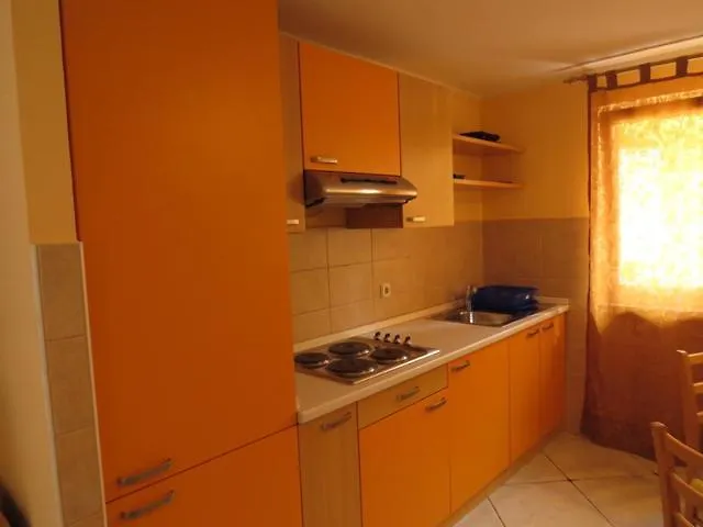 Ara-ninja * Baska (Krk)