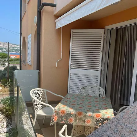 Ara-ninja Baška